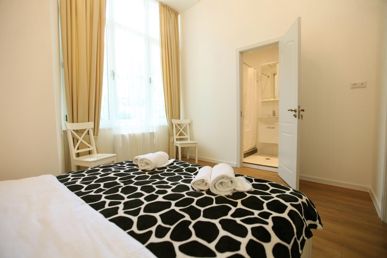 Diplomat Apartment Tbilisi Exterior photo